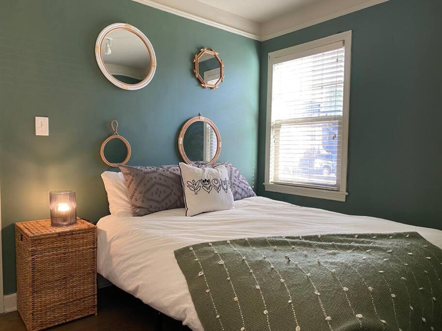 Boho Chic 2 Bedroom West Plaza Канзас Сити Екстериор снимка