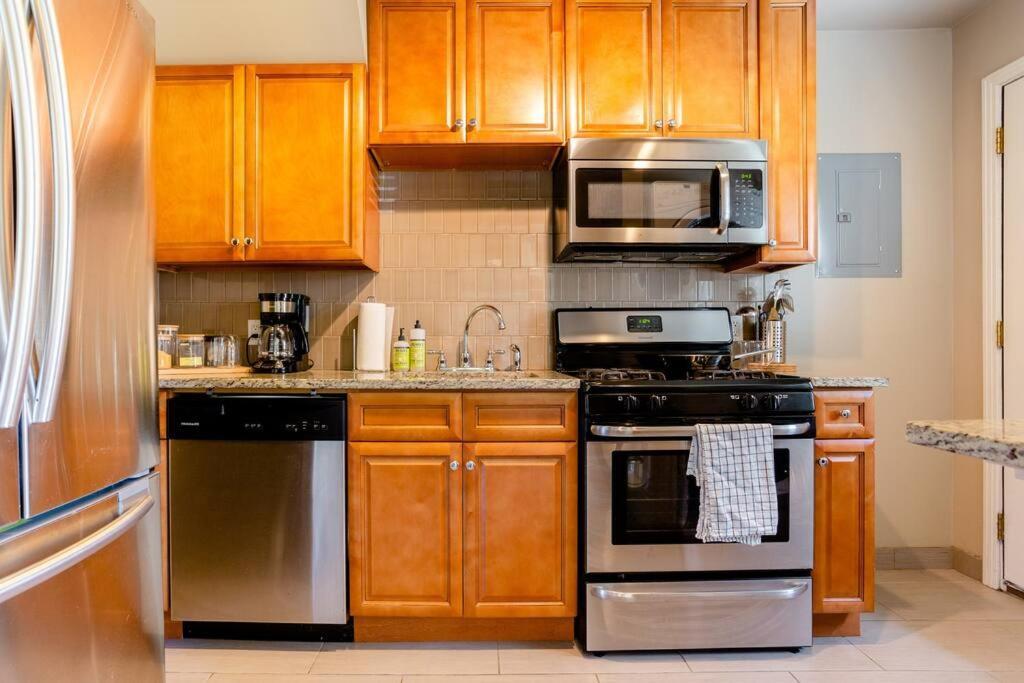 Boho Chic 2 Bedroom West Plaza Канзас Сити Екстериор снимка